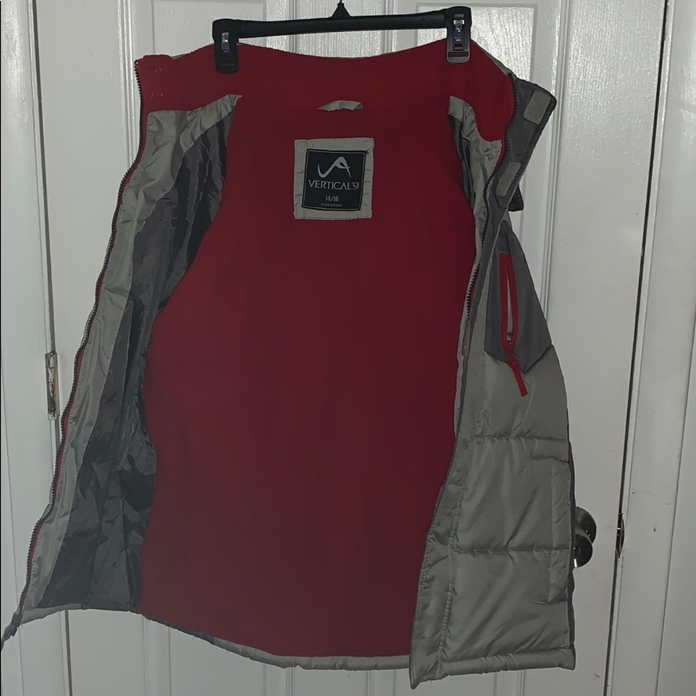 Vertical 9 jacket